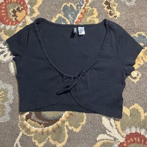 Cute black crop top/ cardigan
